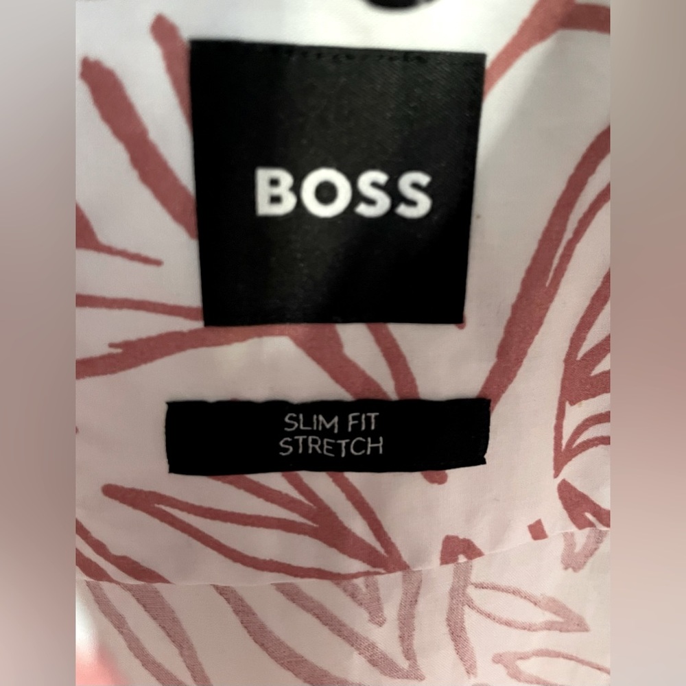BOSS New Leaf Print Slim Fit Shirt Size U.S Medium & Euro 39/40 Neck size 15.1/2